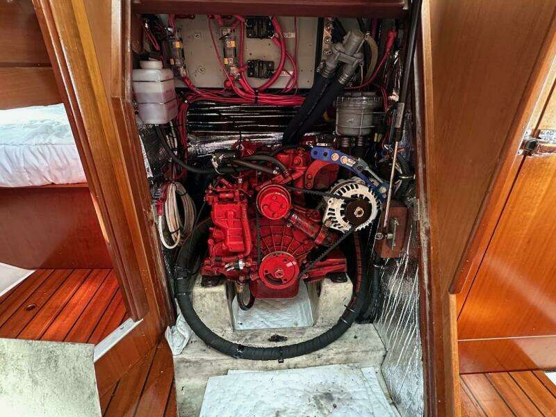 36ft Beneteau Yacht For Sale