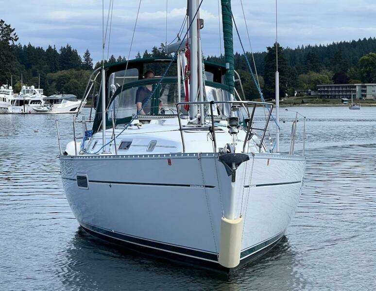 36ft Beneteau Yacht For Sale