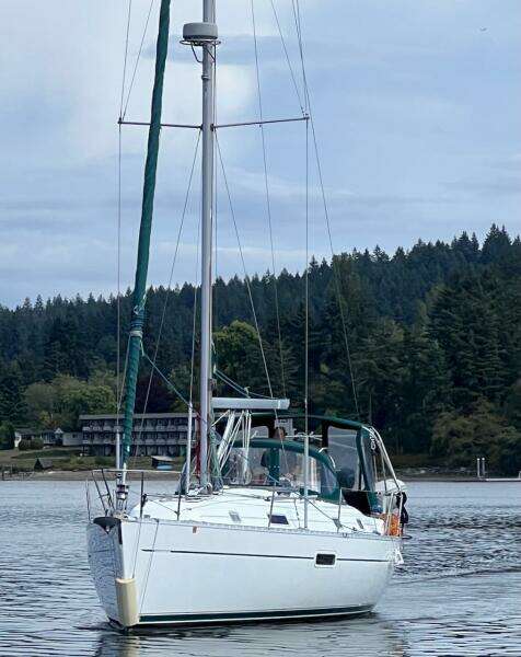 36ft Beneteau Yacht For Sale