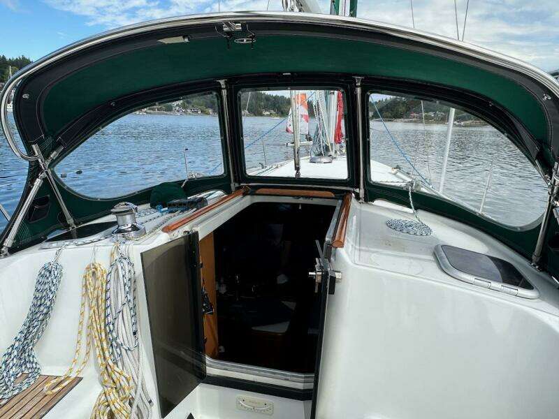 36ft Beneteau Yacht For Sale
