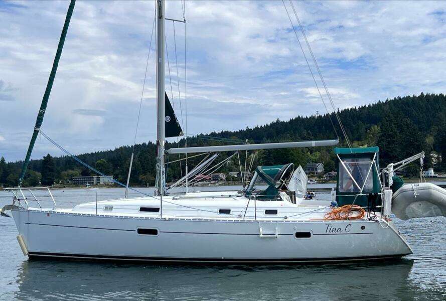 36ft Beneteau Yacht For Sale