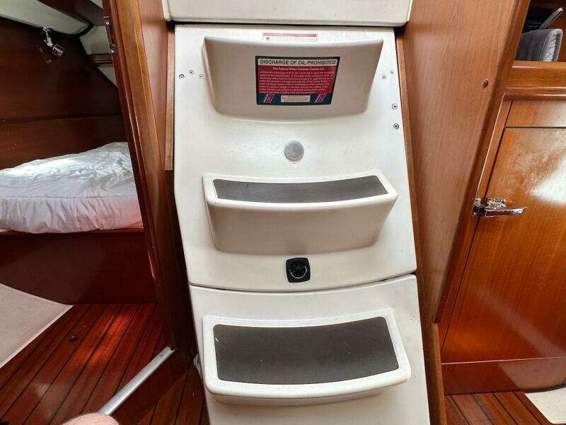 36ft Beneteau Yacht For Sale