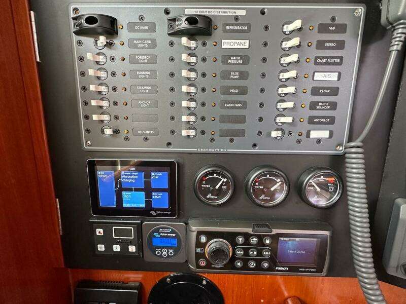 36ft Beneteau Yacht For Sale