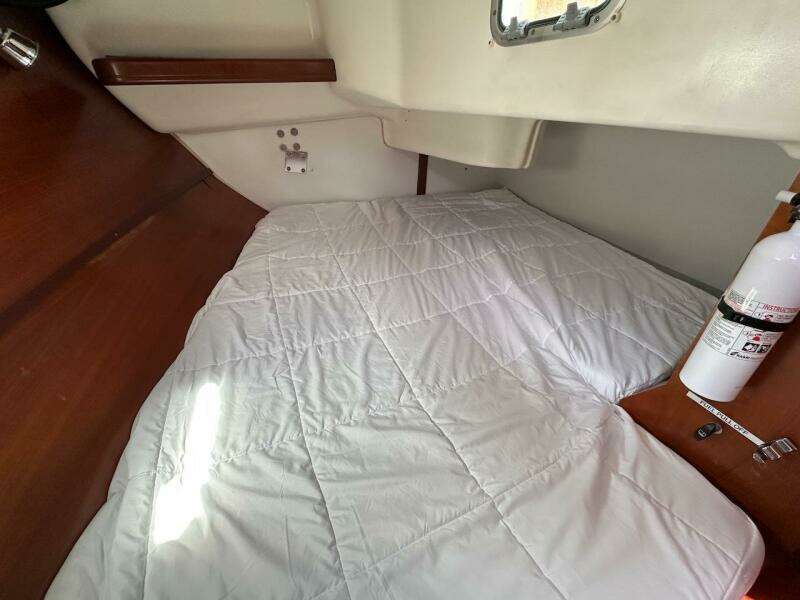 36ft Beneteau Yacht For Sale