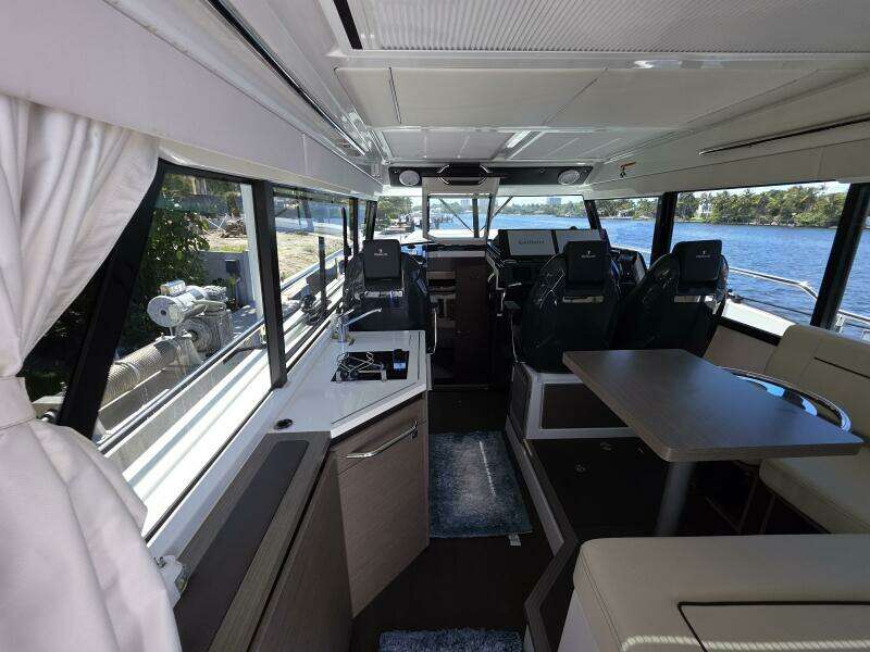 35ft Wellcraft Yacht For Sale
