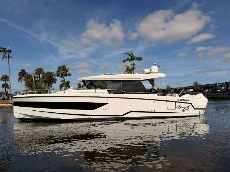 35ft Wellcraft Yacht For Sale