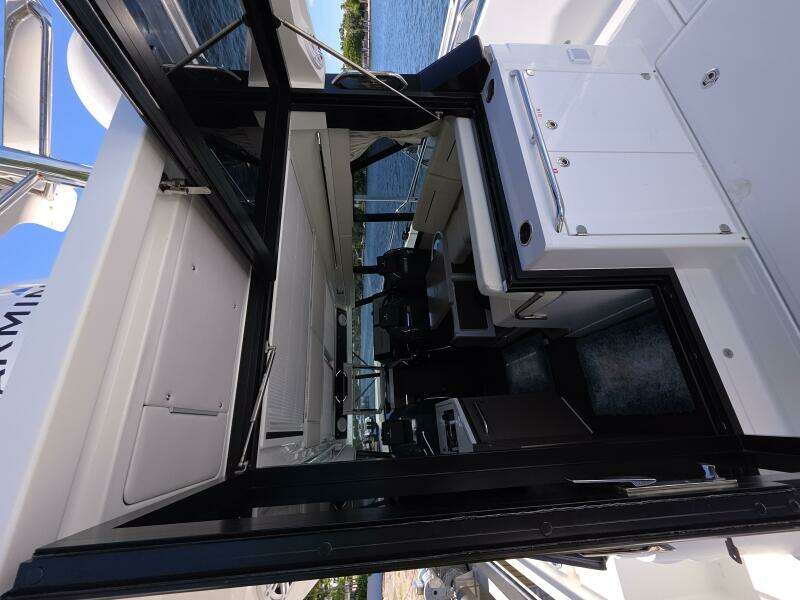 35ft Wellcraft Yacht For Sale