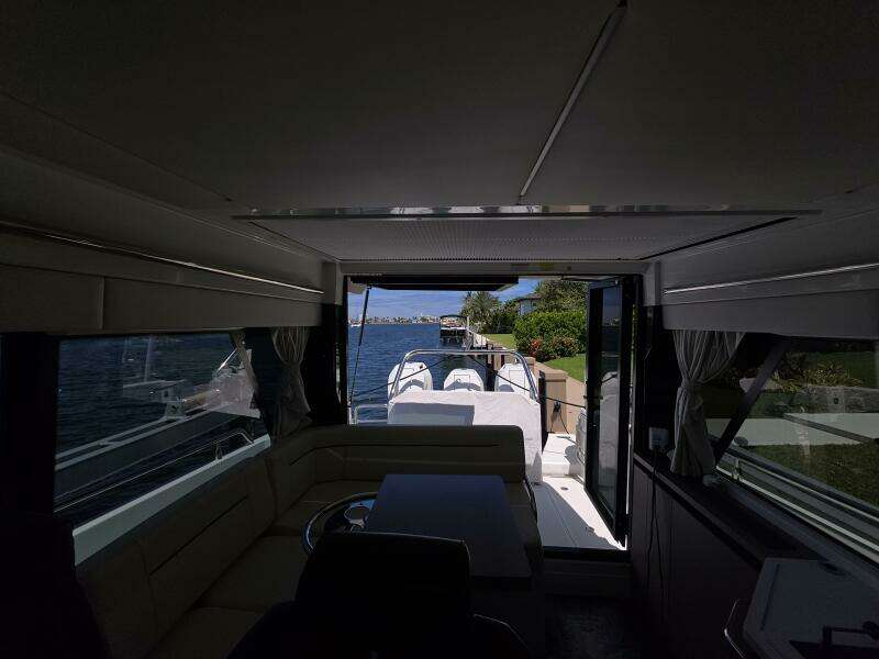 35ft Wellcraft Yacht For Sale