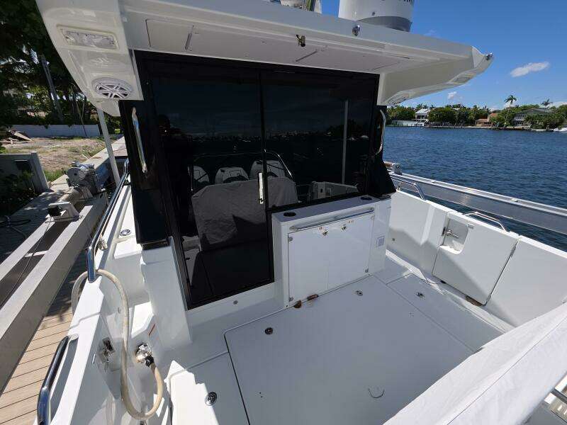 35ft Wellcraft Yacht For Sale