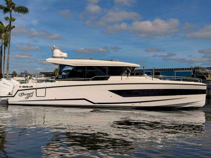 35ft Wellcraft Yacht For Sale