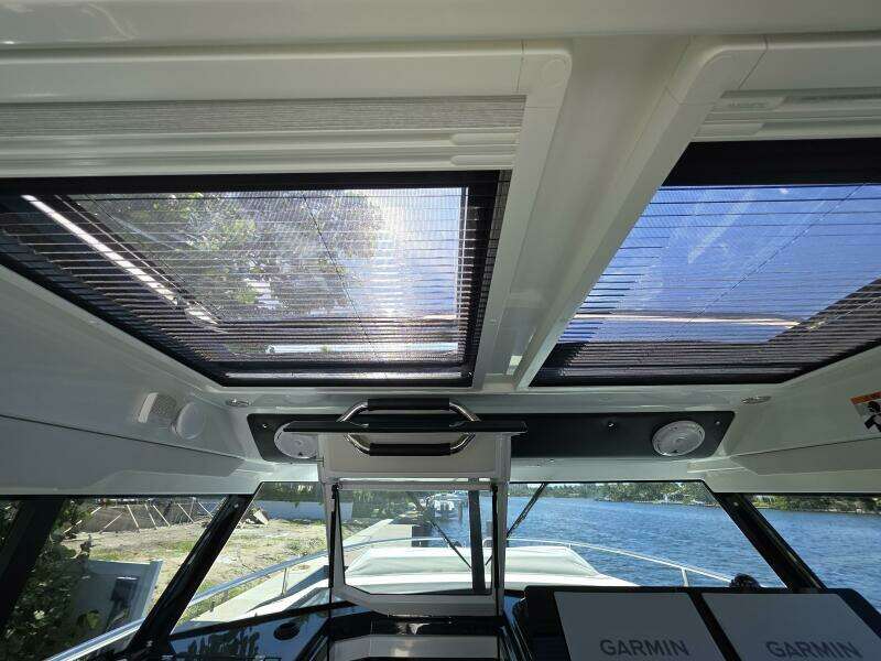 35ft Wellcraft Yacht For Sale