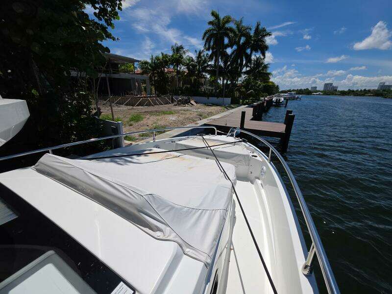 35ft Wellcraft Yacht For Sale