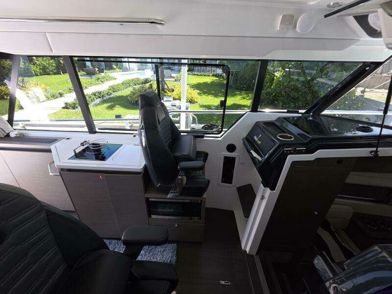 35ft Wellcraft Yacht For Sale