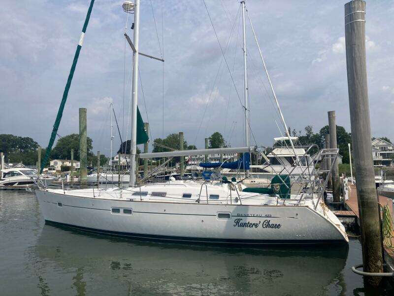 Hunters Chase 42ft Beneteau Yacht For Sale