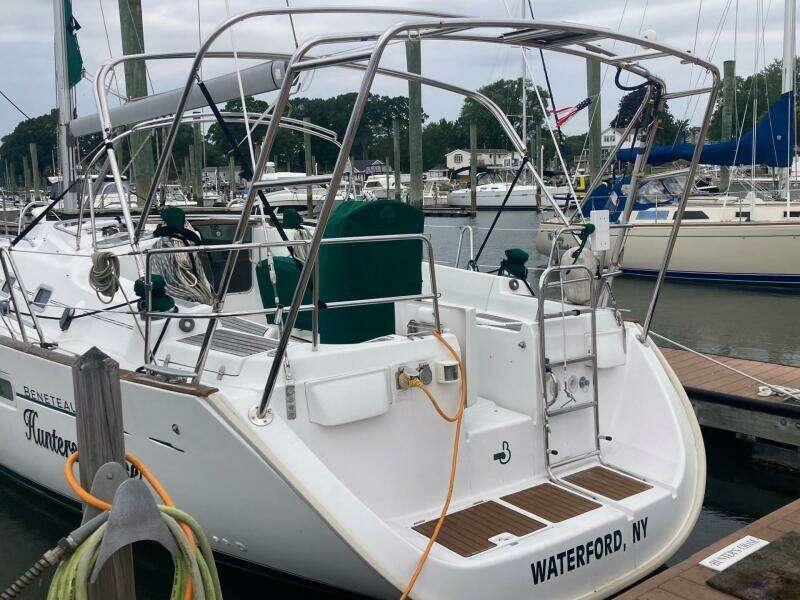 Hunters Chase 42ft Beneteau Yacht For Sale