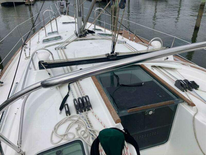 Hunters Chase 42ft Beneteau Yacht For Sale