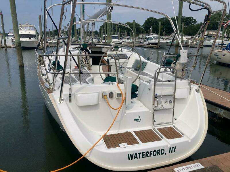 Hunters Chase 42ft Beneteau Yacht For Sale