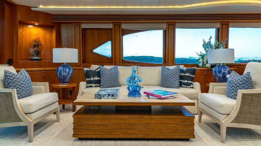 Salon To Port