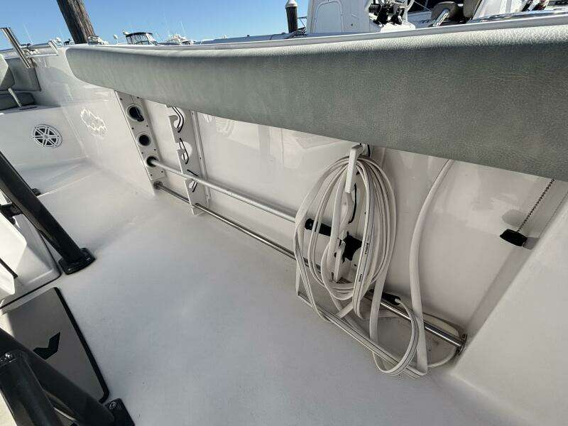 24ft Sportsman Yacht For Sale