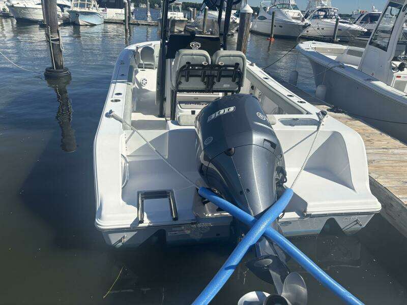 24ft Sportsman Yacht For Sale