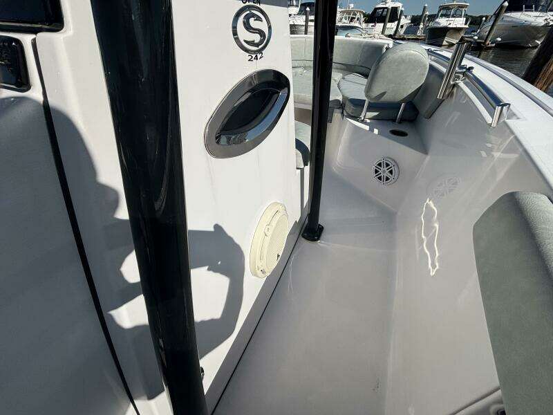24ft Sportsman Yacht For Sale