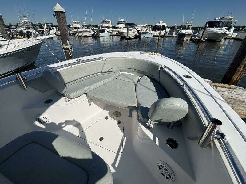 24ft Sportsman Yacht For Sale