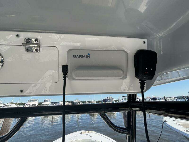 24ft Sportsman Yacht For Sale