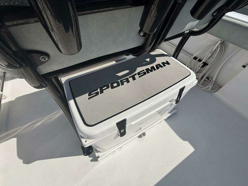 24ft Sportsman Yacht For Sale