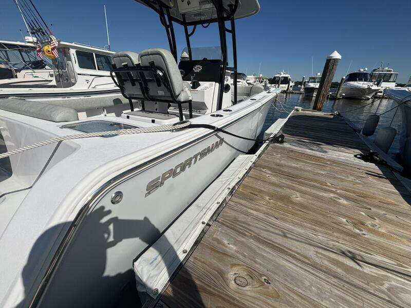 24ft Sportsman Yacht For Sale