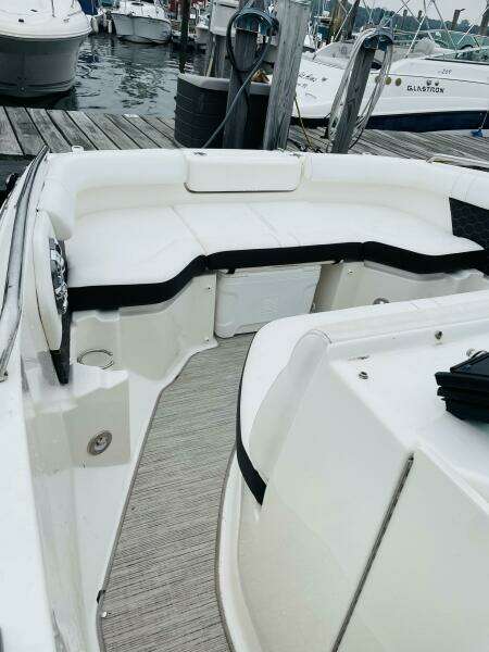 25ft Sea Ray Yacht For Sale