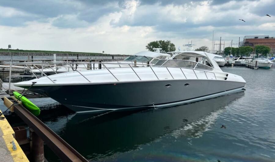 Photo of 48' Fountain 48 Express Cruiser 2006