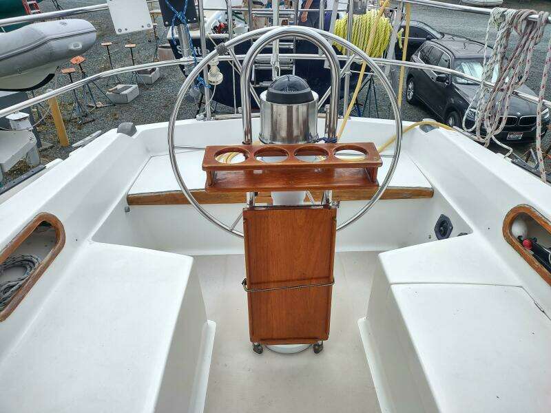 SHADOWFAX 36ft Catalina Yacht For Sale