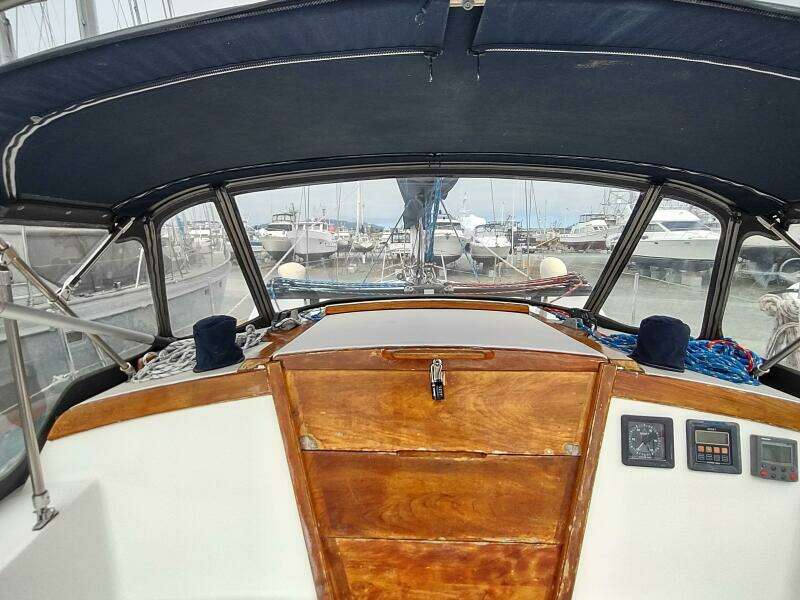 SHADOWFAX 36ft Catalina Yacht For Sale