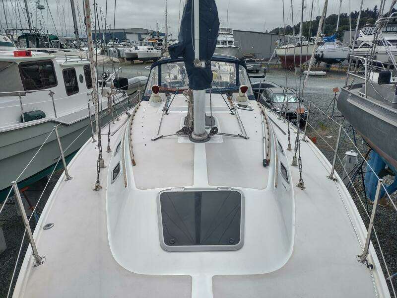 SHADOWFAX 36ft Catalina Yacht For Sale