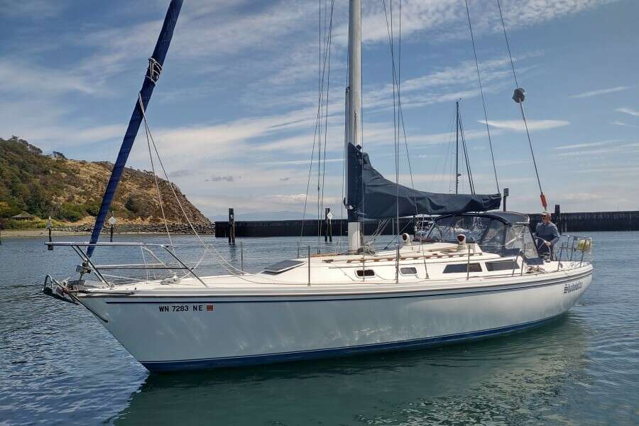 SHADOWFAX 36ft Catalina Yacht For Sale