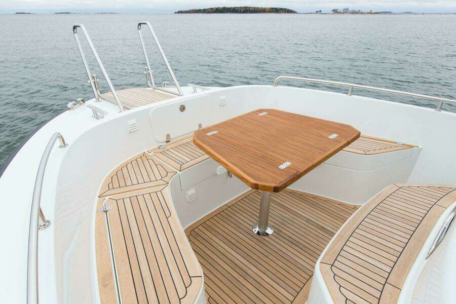 32ft Targa Yacht For Sale