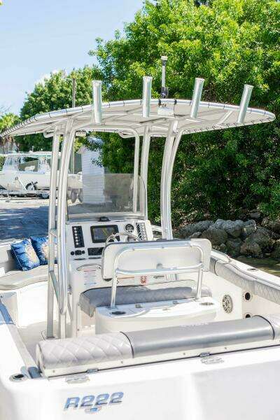 21ft Robalo Yacht For Sale