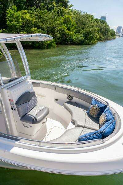 21ft Robalo Yacht For Sale