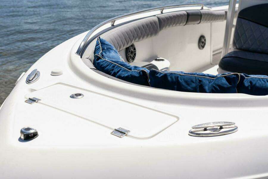 21ft Robalo Yacht For Sale