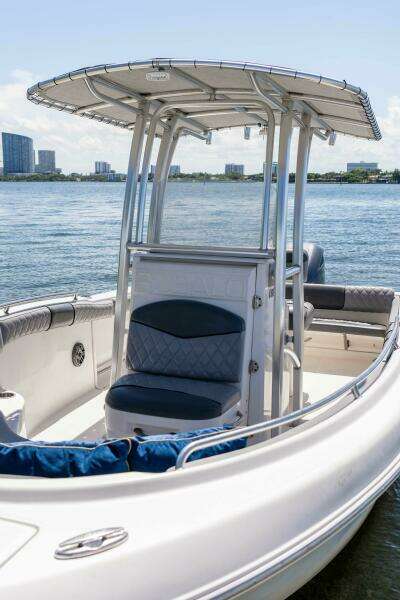 21ft Robalo Yacht For Sale
