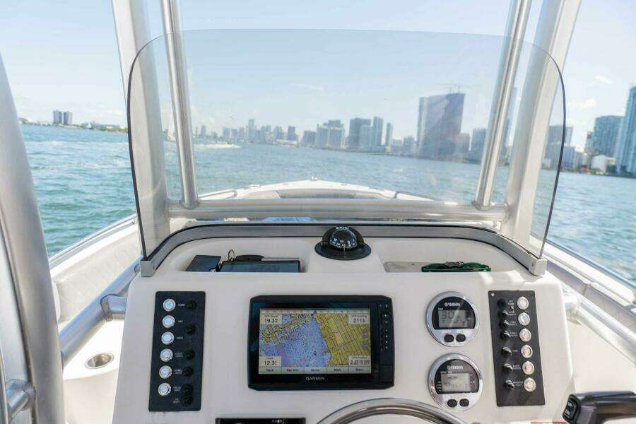 21ft Robalo Yacht For Sale