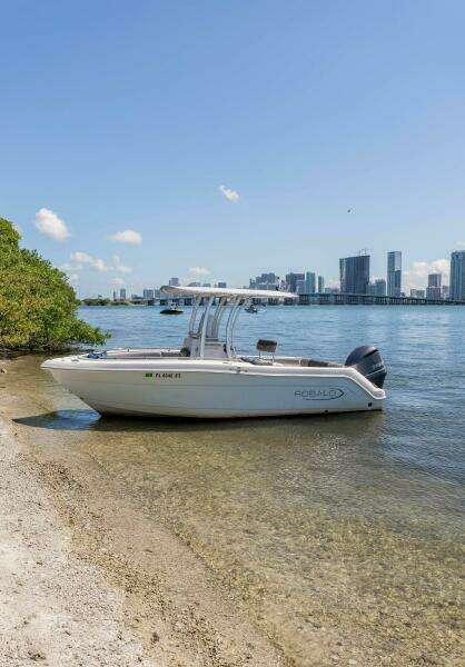 21ft Robalo Yacht For Sale