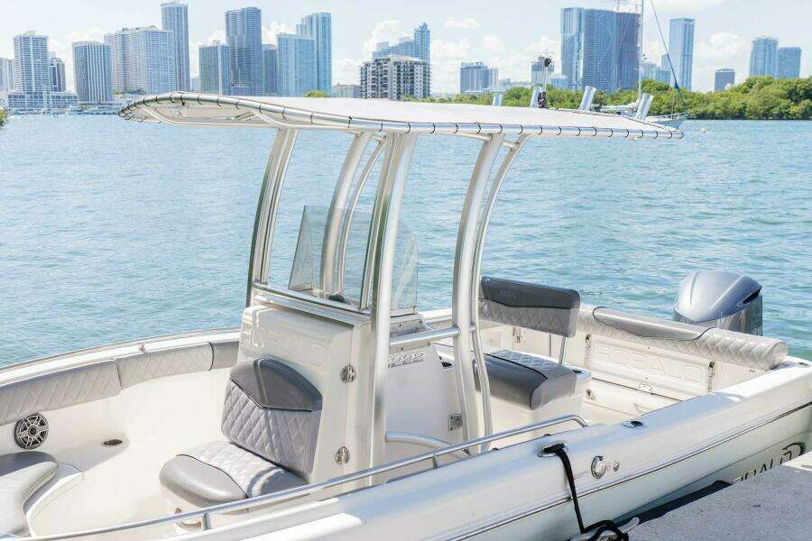 21ft Robalo Yacht For Sale