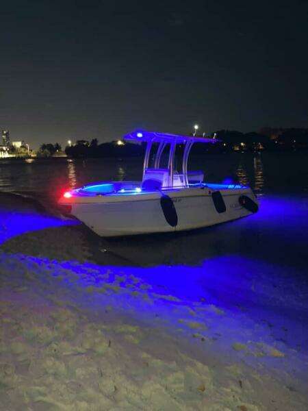 21ft Robalo Yacht For Sale