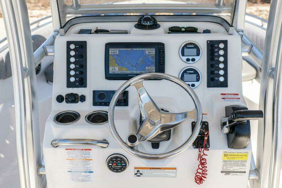 21ft Robalo Yacht For Sale