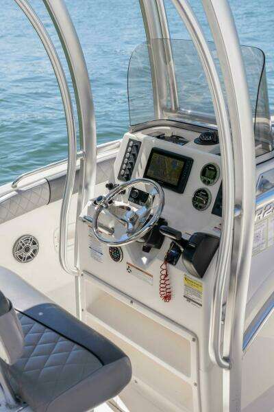 21ft Robalo Yacht For Sale