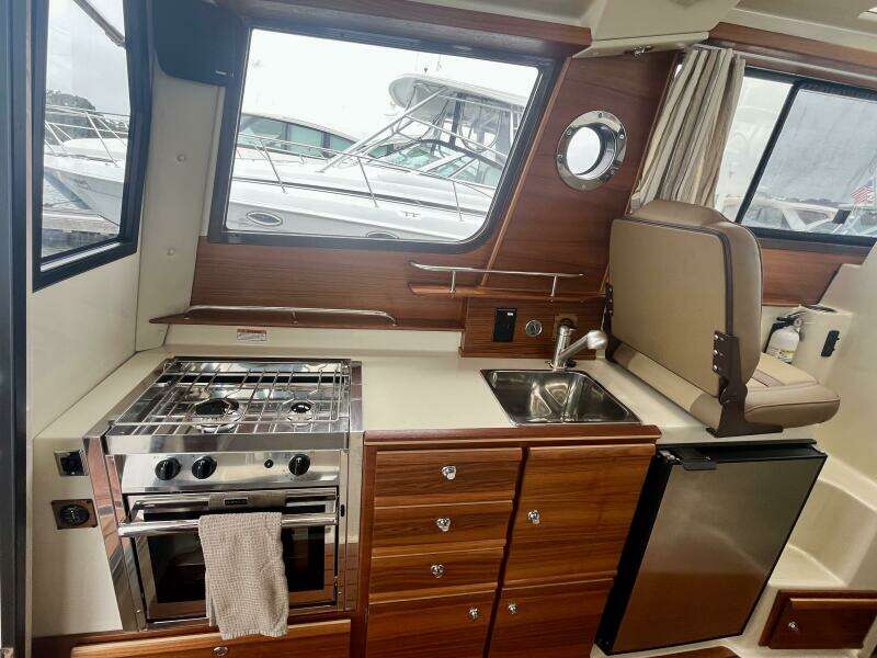 31ft Ranger Tugs Yacht For Sale