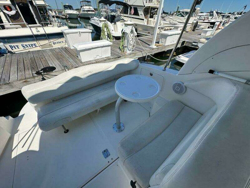 Miles to Go 28ft Sea Ray Yacht For Sale