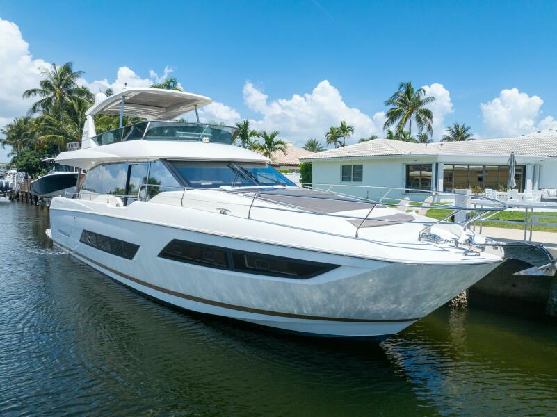 Photo of 2018 Prestige 70'
