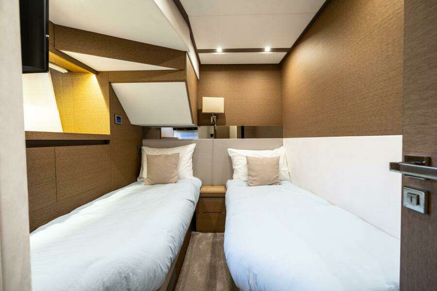 68ft Prestige Yacht For Sale